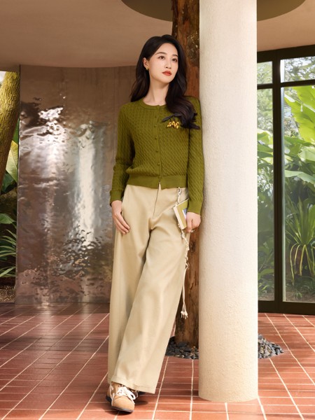 朵以Duoyi女装品牌新品